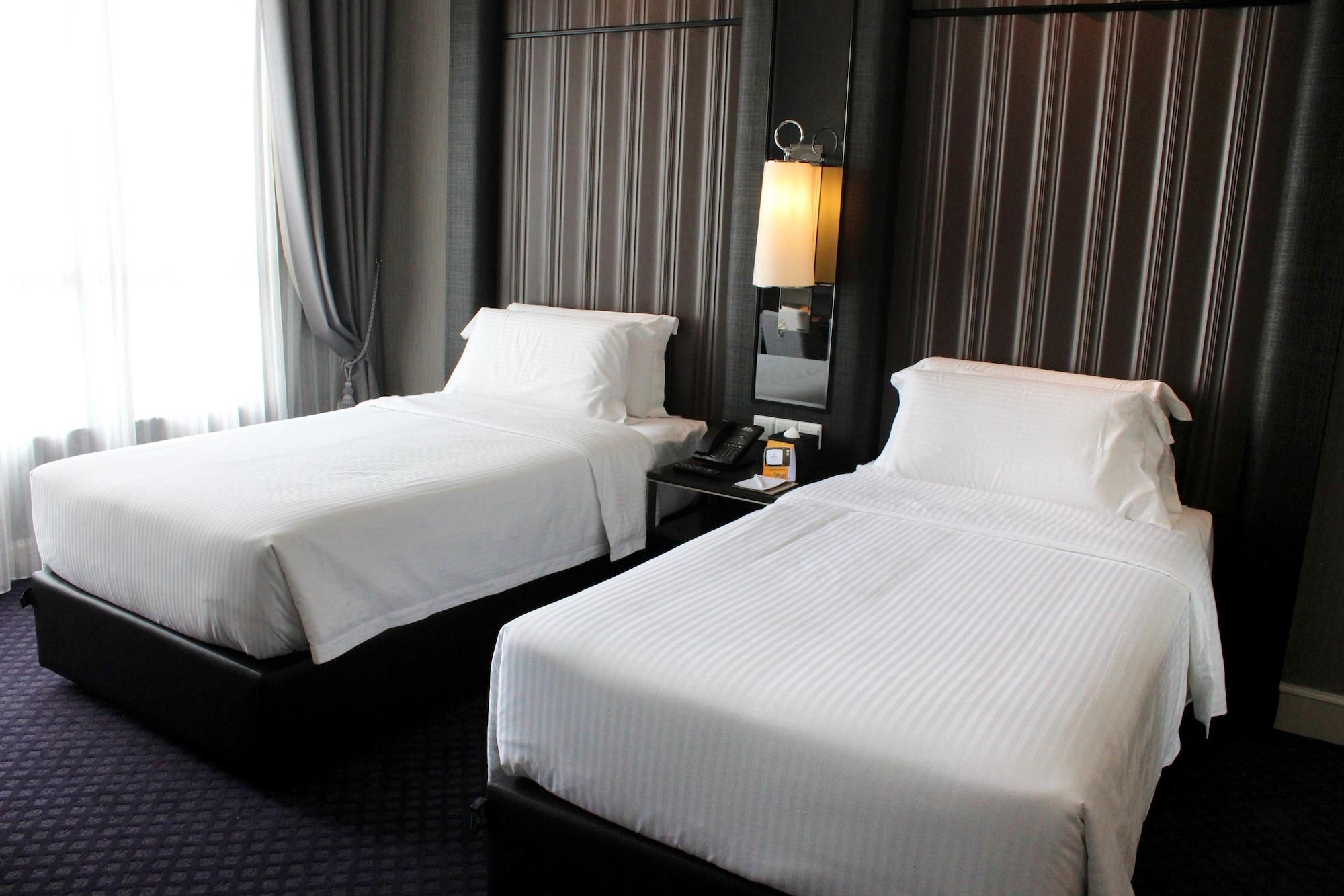 Hatten Place Melaka Екстериор снимка A room at the hotel