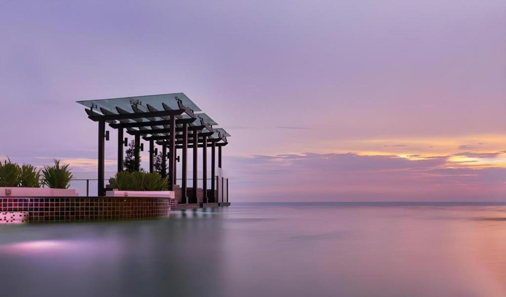Hatten Place Melaka Екстериор снимка