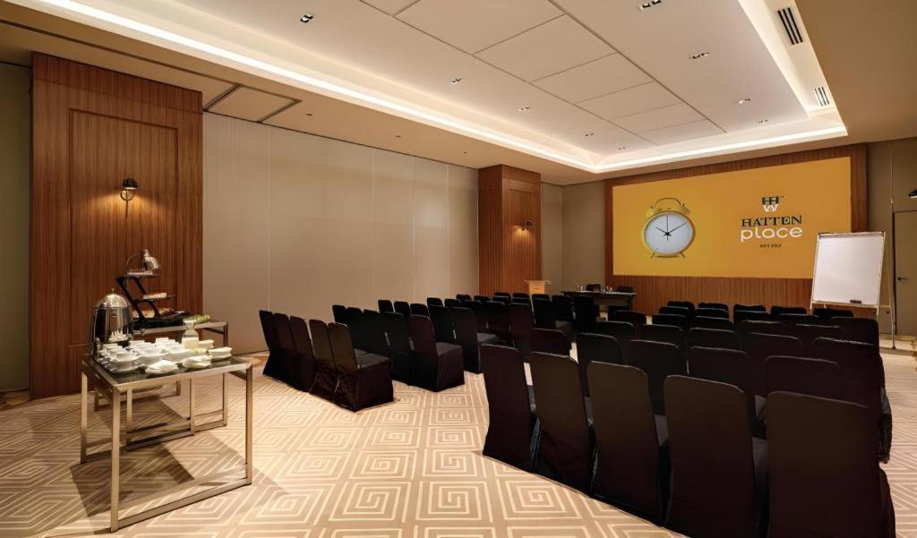 Hatten Place Melaka Екстериор снимка