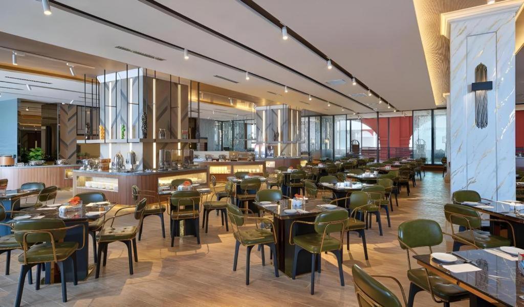 Hatten Place Melaka Екстериор снимка